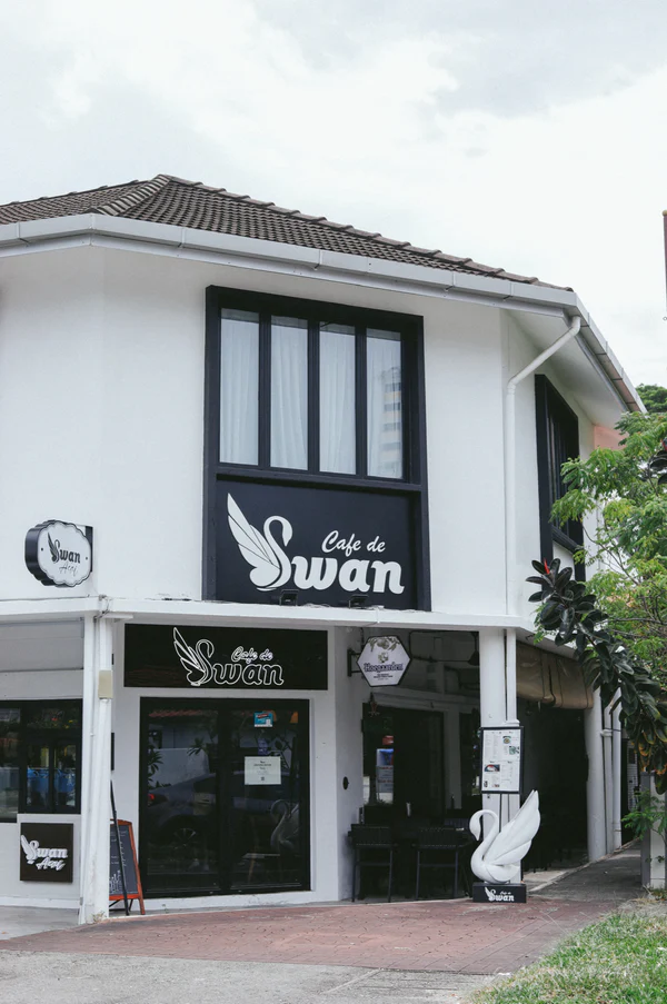 Cafe de Swan