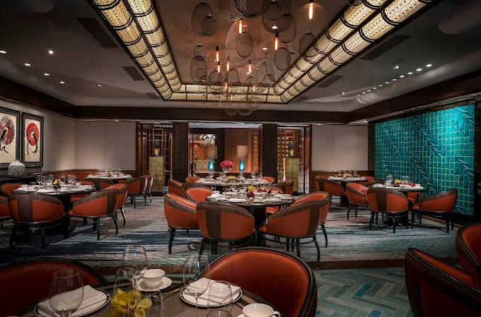 Four Seasons Hotel Singapore6