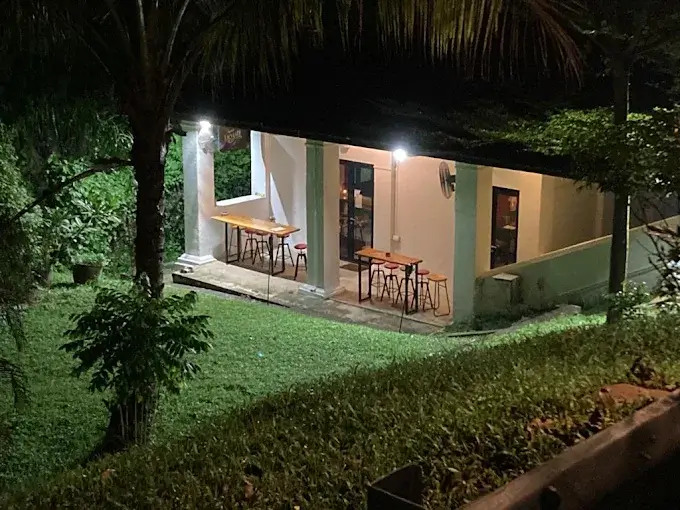 Deviate Wine Bar ( Dempsey )2