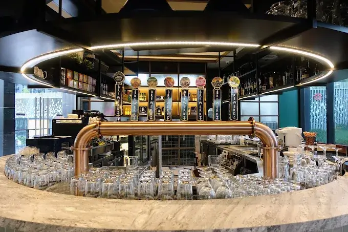 Brewerkz Woodleigh Mall1