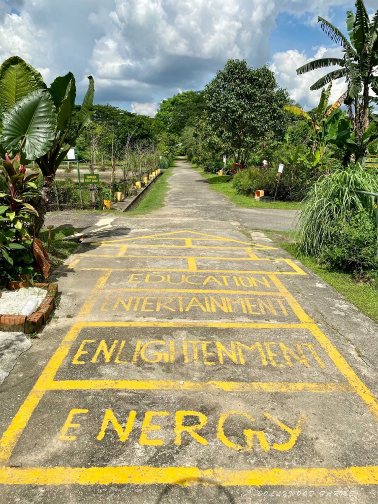 Poison Ivy ( Bollywood Farms )2